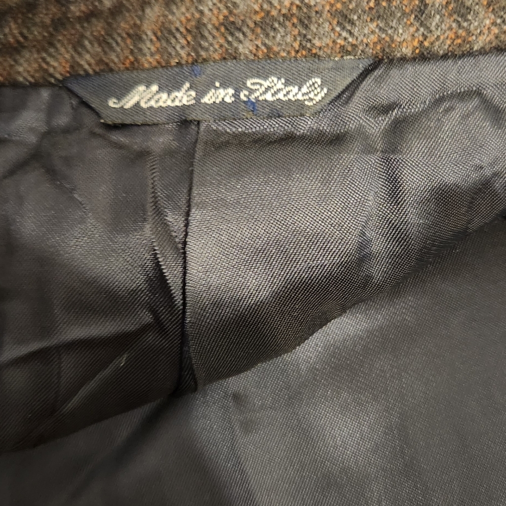 Blazer - Picture 2 of 5